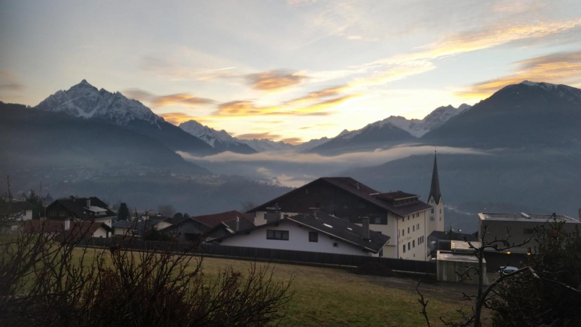 Ferienwohnungen Tiroler Alpenhof Innsbruck Ngoại thất bức ảnh